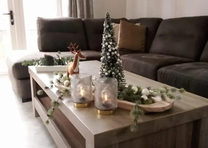 Blissful Chalet Hoenderloo